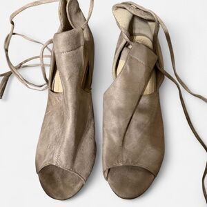 Elegant Tan Lace Up Women's Shoes